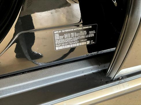 New 2026 BMW X5 sDrive40i w/ Climate Comfort Package image 18