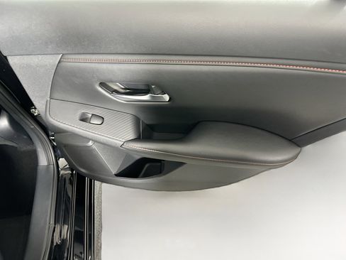 Used 2024 Nissan Sentra SR w/ SR Premium Package image 28