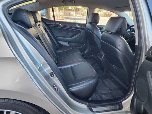 Used 2014 Kia Cadenza Premium image 20