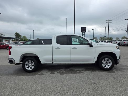 Used 2020 Chevrolet Silverado 1500 LT w/ Trailering Package image 8