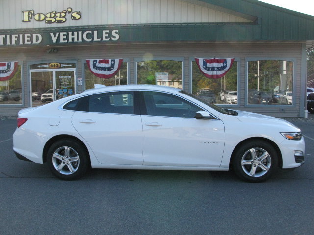 Used 2024 Chevrolet Malibu LT FWD image 3