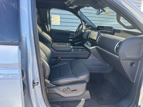 New 2025 Ford Expedition Tremor image 33