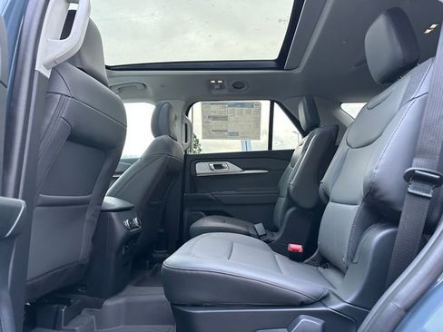 New 2026 Ford Explorer Active w/ Active Comfort Package image 19