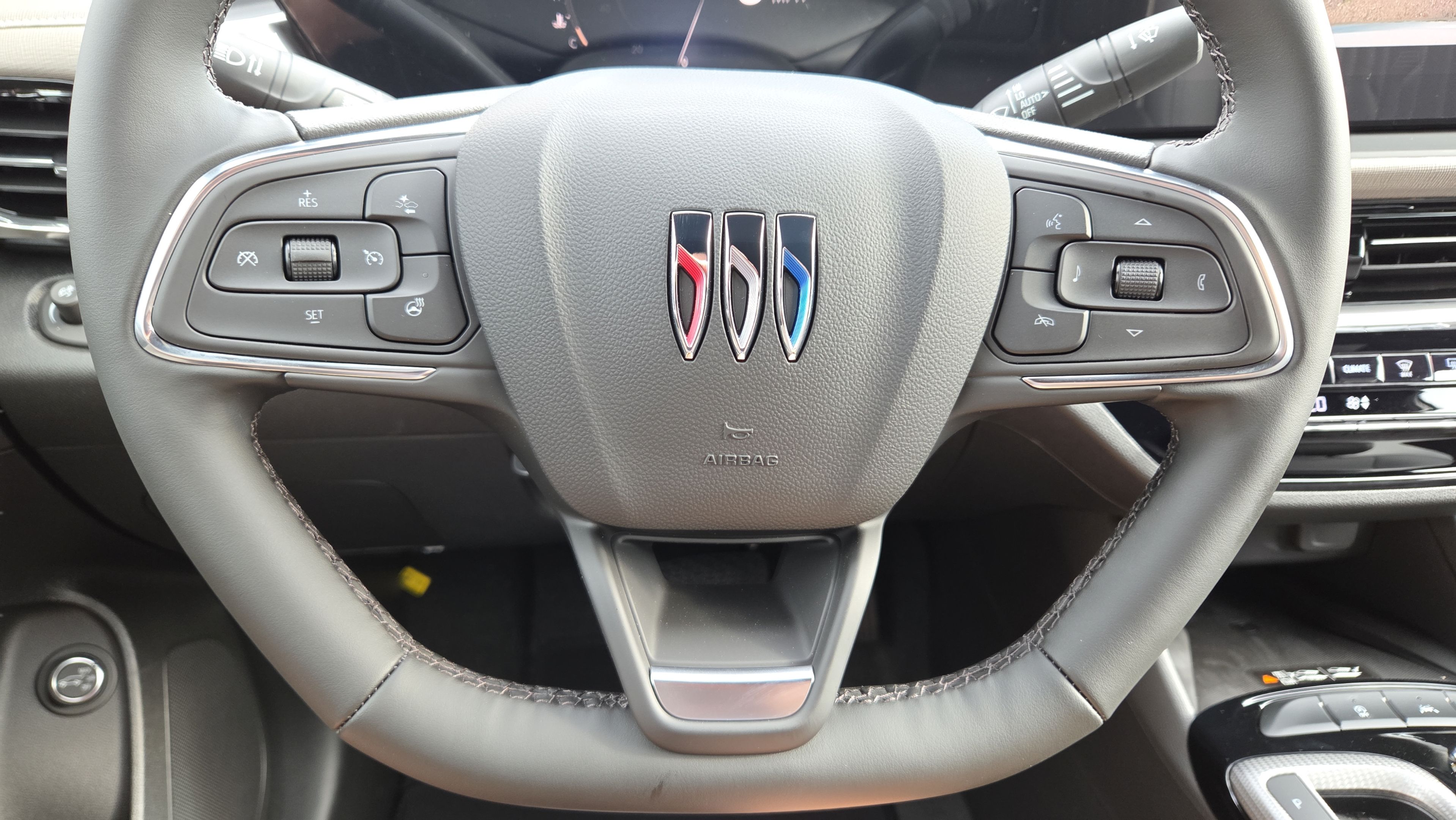 New 2026 Buick Envista Avenir FWD image 27