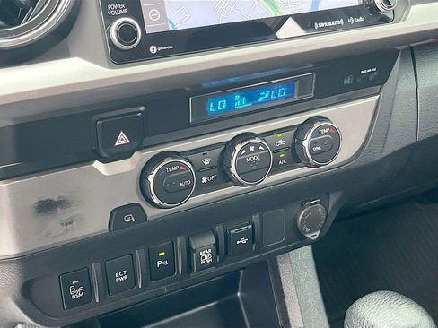 Used 2022 Toyota Tacoma SR5 image 16