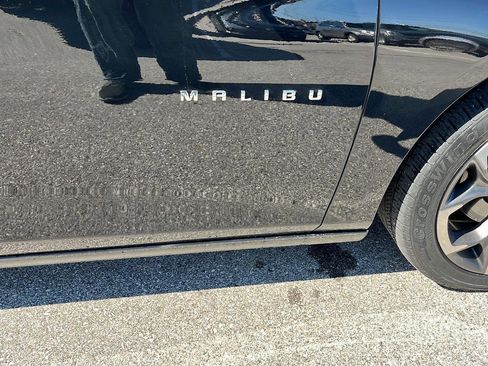 Used 2021 Chevrolet Malibu LT image 6