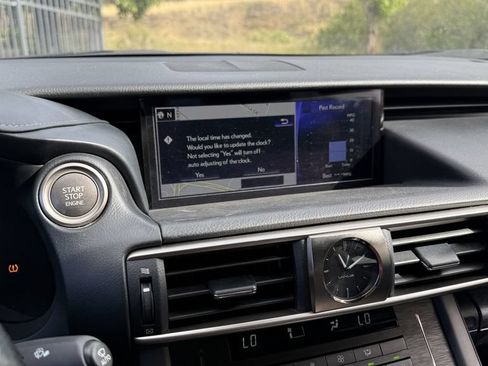 Used 2020 Lexus IS 300 F Sport AWD/4WD image 4