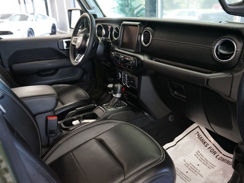 Used 2023 Jeep Wrangler Unlimited Sahara w/ Dual Top Group AWD/4WD image 46