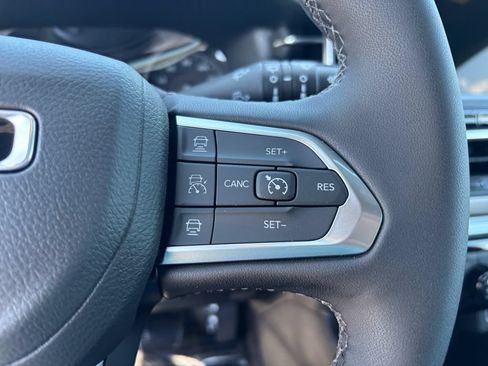 New 2026 Jeep Compass Limited AWD/4WD image 17
