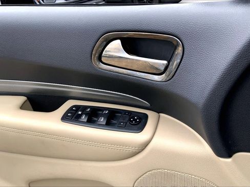 Used 2020 Dodge Durango GT RWD image 33