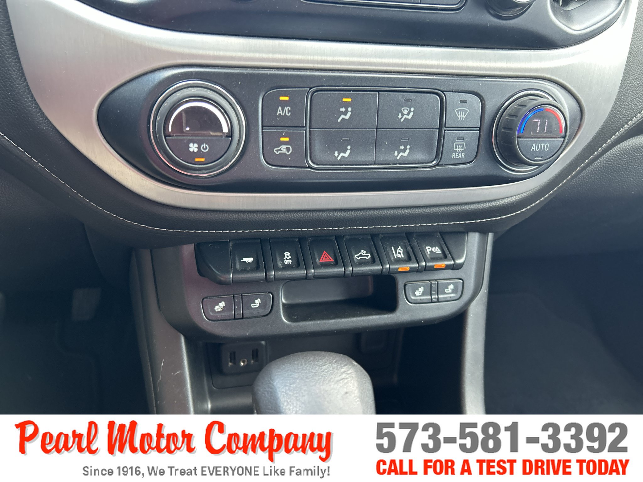 Certified 2022 GMC Canyon Elevation w/ Elevation Premium Package AWD/4WD image 18