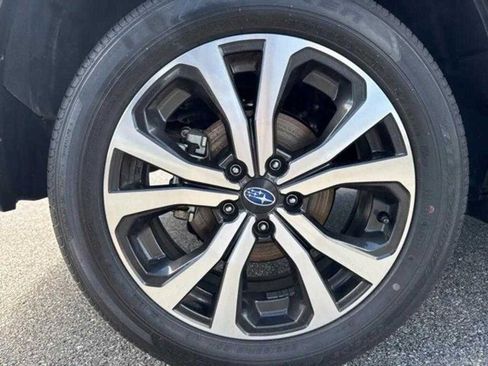 Used 2024 Subaru Forester Limited image 25
