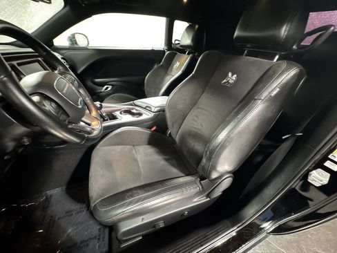 Used 2021 Dodge Challenger R/T Scat Pack w/ Plus Package image 17