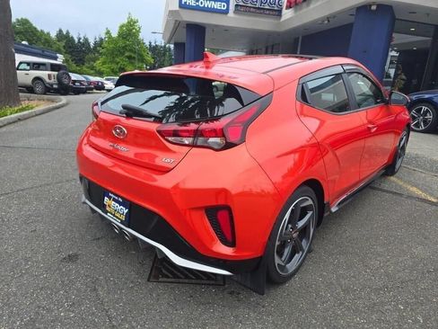 Used 2021 Hyundai Veloster Turbo FWD image 7