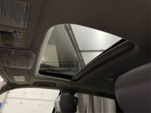 Used 2013 Toyota Sequoia SR5 AWD/4WD image 26