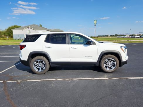 New 2025 GMC Terrain Elevation image 5