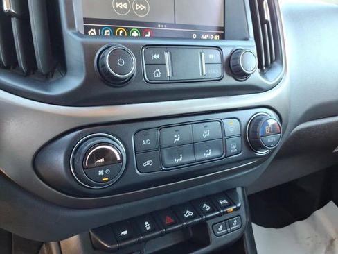 Used 2022 Chevrolet Colorado Z71 image 22