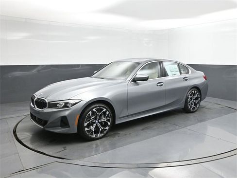 New 2026 BMW 330i Sedan w/ Premium Package image 34