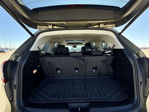 Used 2024 Subaru Ascent Limited w/ Technology Package image 25
