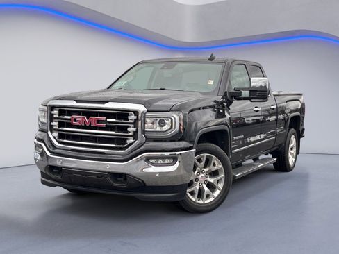 Used 2018 GMC Sierra 1500 SLT w/ SLT Premium Package image 2