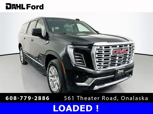 Used 2025 GMC Yukon XL Denali image 1