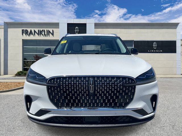 New 2026 Lincoln Aviator Reserve AWD/4WD image 2
