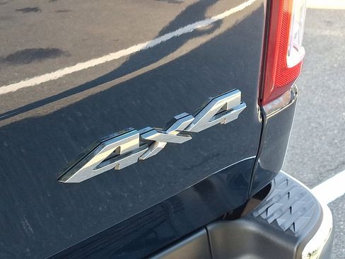 Certified 2022 RAM 1500 Big Horn image 16