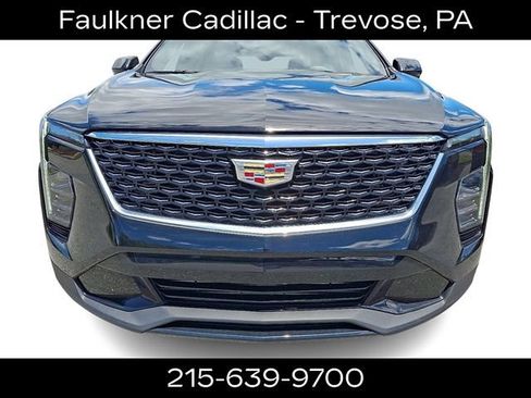 Used 2024 Cadillac XT4 Premium Luxury AWD/4WD image 8