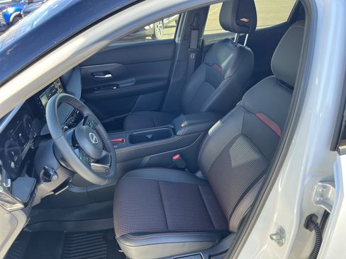 Certified 2025 Nissan Kicks SR w/ SR Premium Package image 14