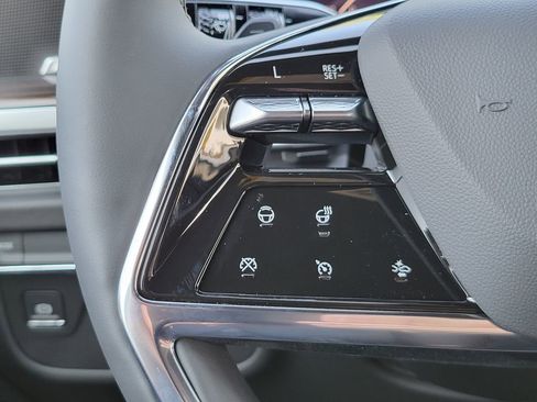 New 2025 Cadillac Escalade Luxury image 22