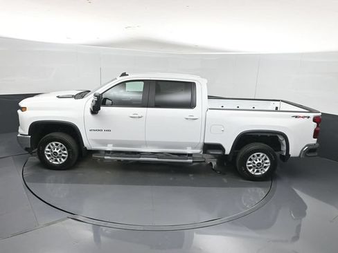 Used 2026 Chevrolet Silverado 2500 LT AWD/4WD image 40