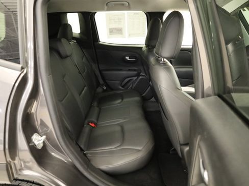 Used 2020 Jeep Renegade Limited image 35