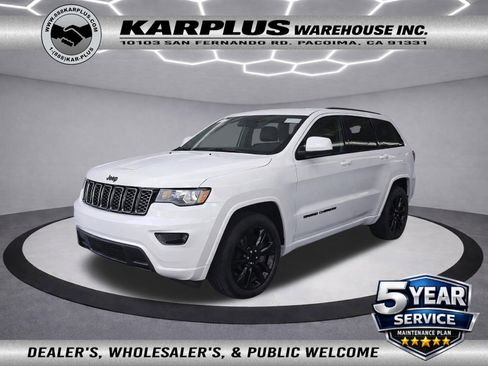 Used 2021 Jeep Grand Cherokee Laredo X image 1