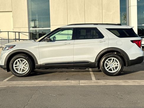 New 2026 Ford Explorer Active w/ Active Comfort Package image 6