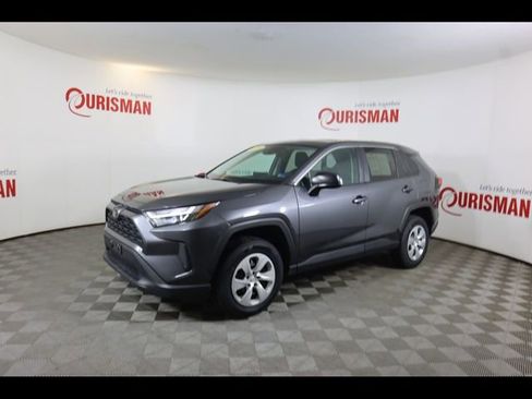 Used 2024 Toyota RAV4 LE image 5