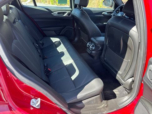 Used 2024 Alfa Romeo Giulia Ti image 11