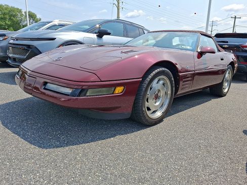 Used 1993 Chevrolet Corvette Convertible RWD image 3