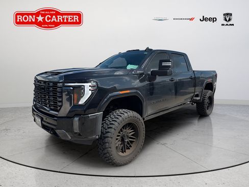 Used 2024 GMC Sierra 2500 Denali Ultimate AWD/4WD image 2