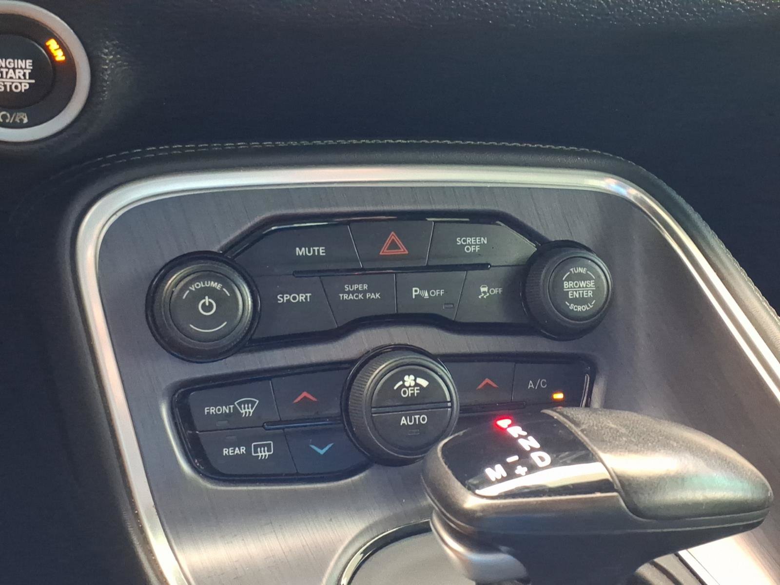 Used 2018 Dodge Challenger R/T Scat Pack RWD image 10