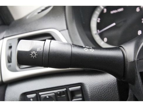 Used 2013 Nissan Sentra SR w/ Driver Pkg image 21