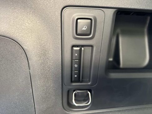 New 2026 Lincoln Navigator L Reserve AWD/4WD image 13