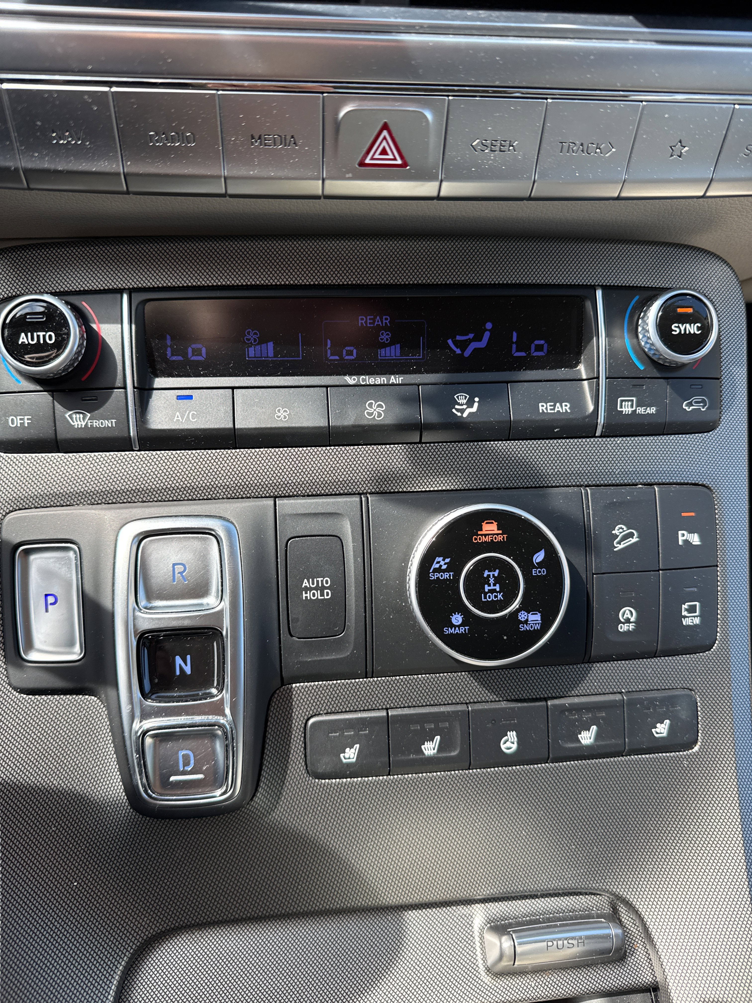 Used 2020 Hyundai Palisade Limited AWD/4WD image 3