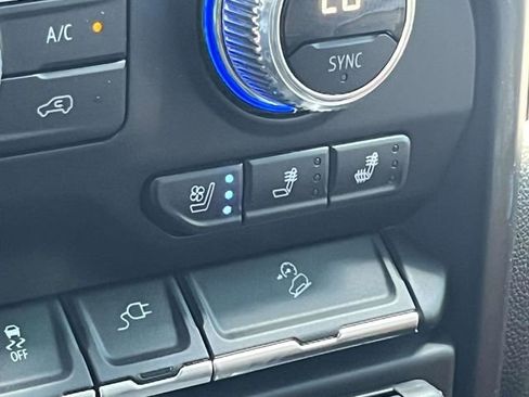 Used 2019 GMC Sierra 1500 AT4 w/ AT4 Premium Package AWD/4WD image 32