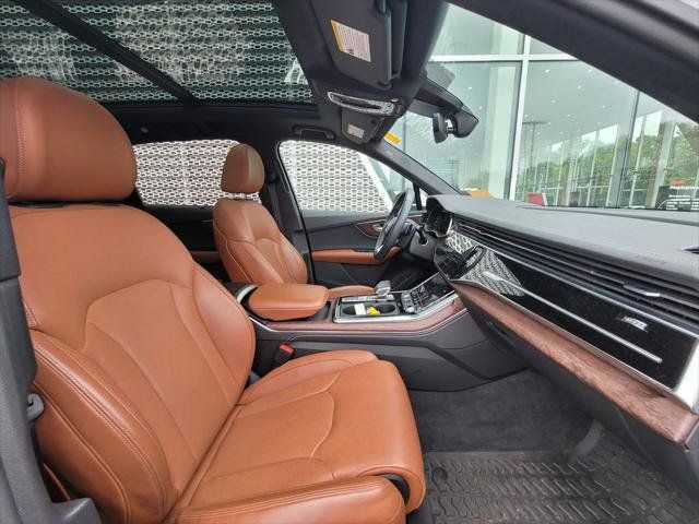 Certified 2025 Audi Q7 3.0T Prestige AWD/4WD image 31