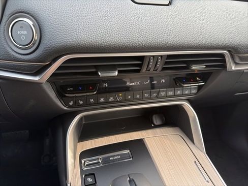 New 2026 MAZDA CX-90 Plug-In Hybrid w/ Preferred image 18