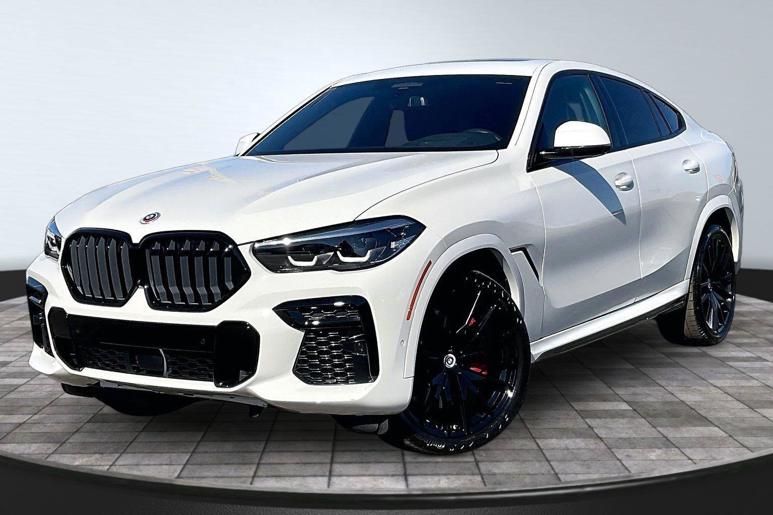 Used 2022 BMW X6 M50i AWD/4WD image 13