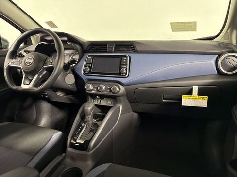 Used 2025 Nissan Versa SV w/ Trunk Package image 19