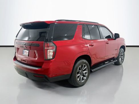 Used 2023 Chevrolet Tahoe Z71 w/ Luxury Package AWD/4WD image 7