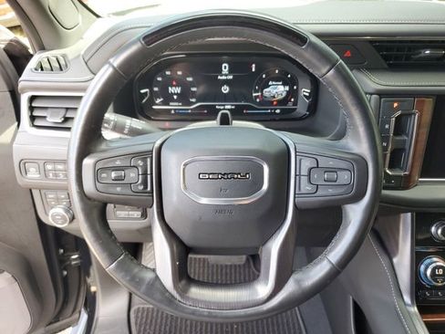 Used 2023 GMC Yukon XL Denali Ultimate AWD/4WD image 20