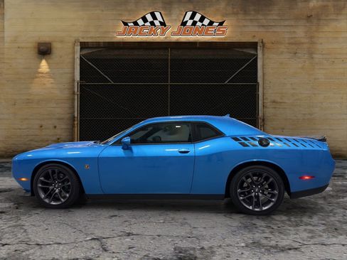 Used 2023 Dodge Challenger R/T Scat Pack w/ Plus Package image 3